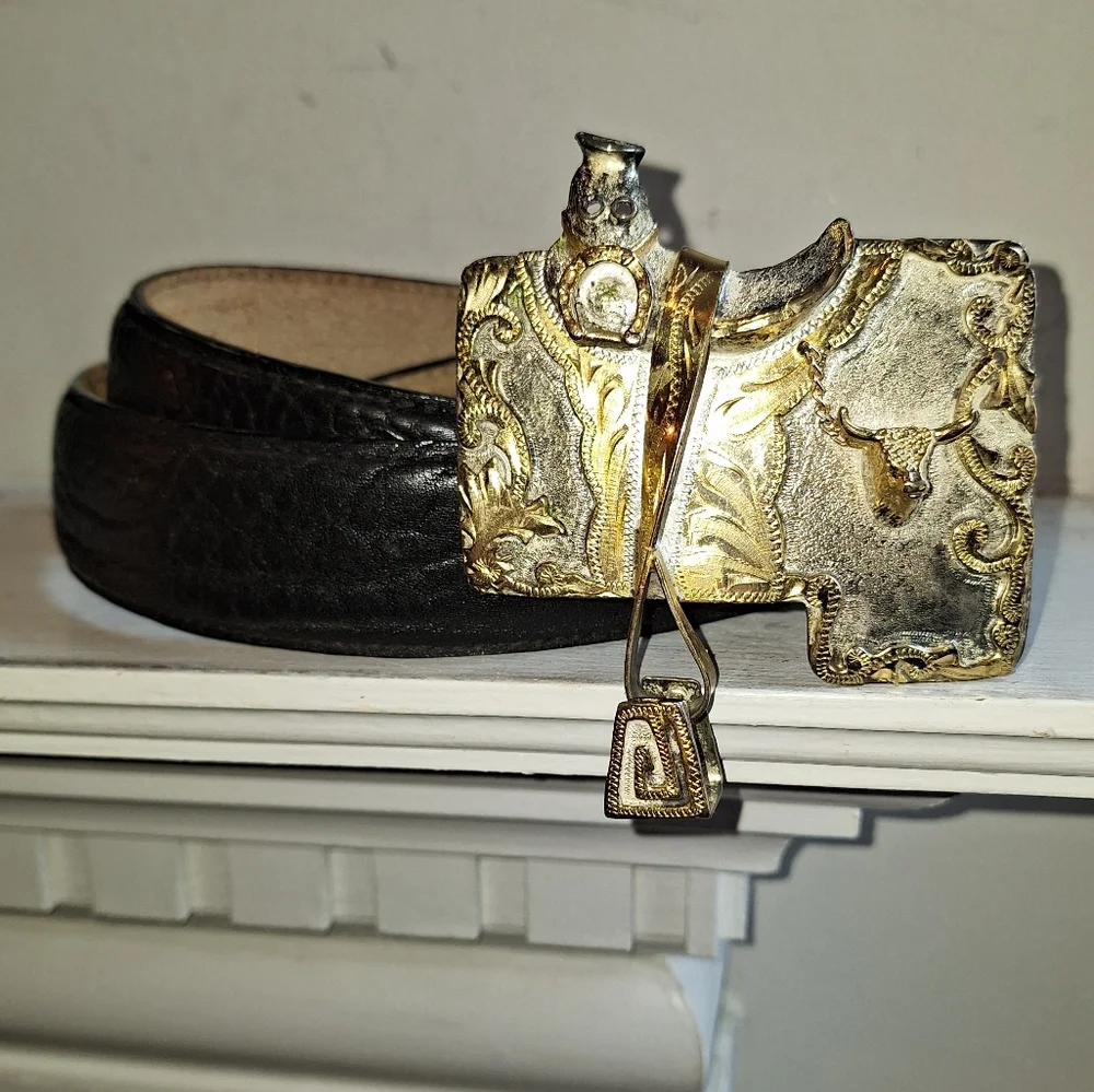 Vintage Mexican black leather belt and longhorn saddle metal belt buckle size 42 - Picture 2 of 10